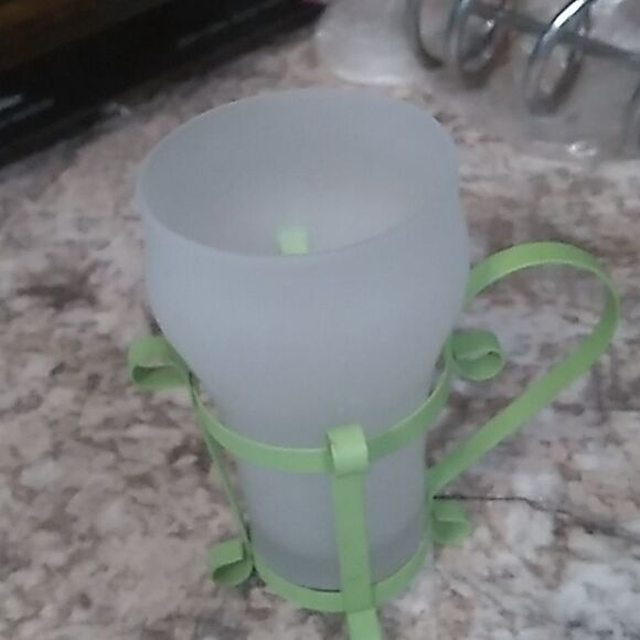 Set of Four Frosted Soda Glasses - Picture 4 of 10